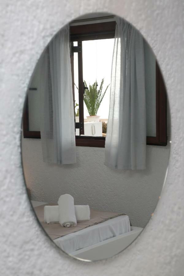 Blue Ocean Apartments Makrýgialos 외부 사진