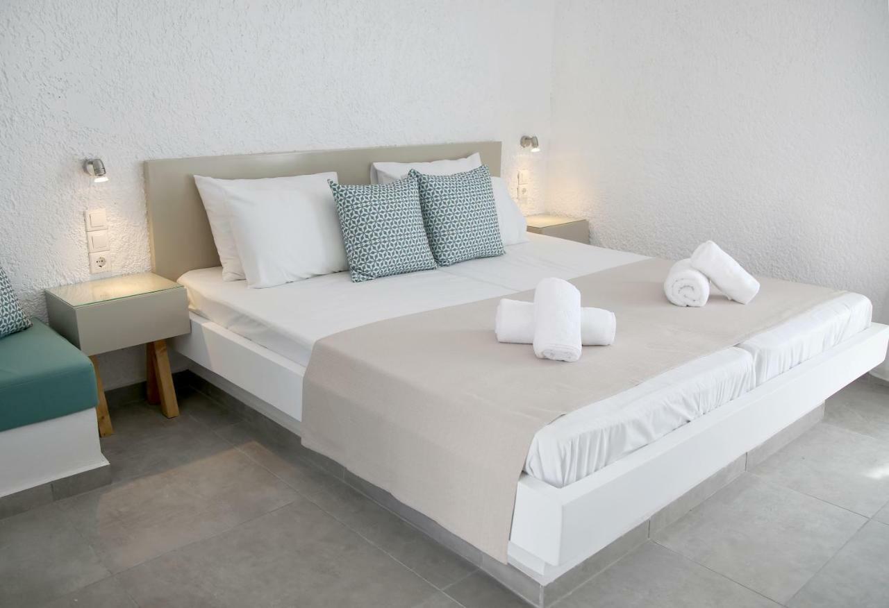 Blue Ocean Apartments Makrýgialos 외부 사진