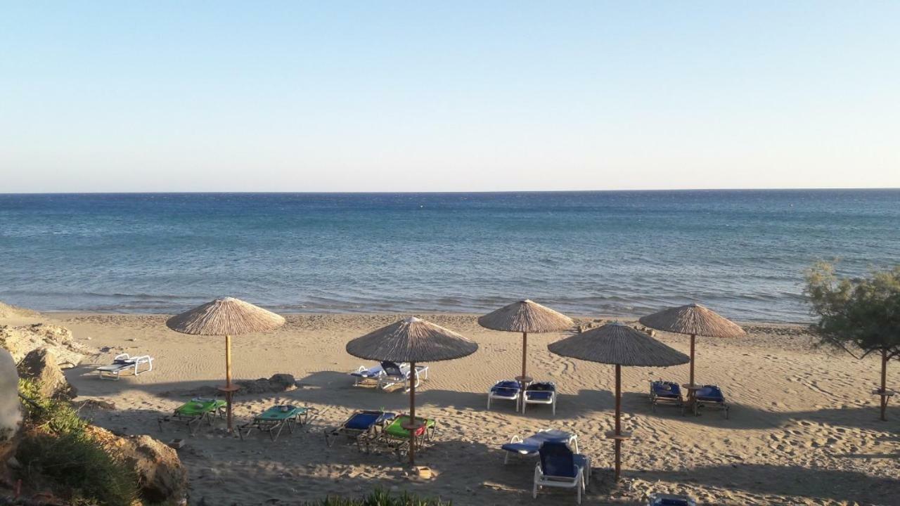 Blue Ocean Apartments Makrýgialos 외부 사진